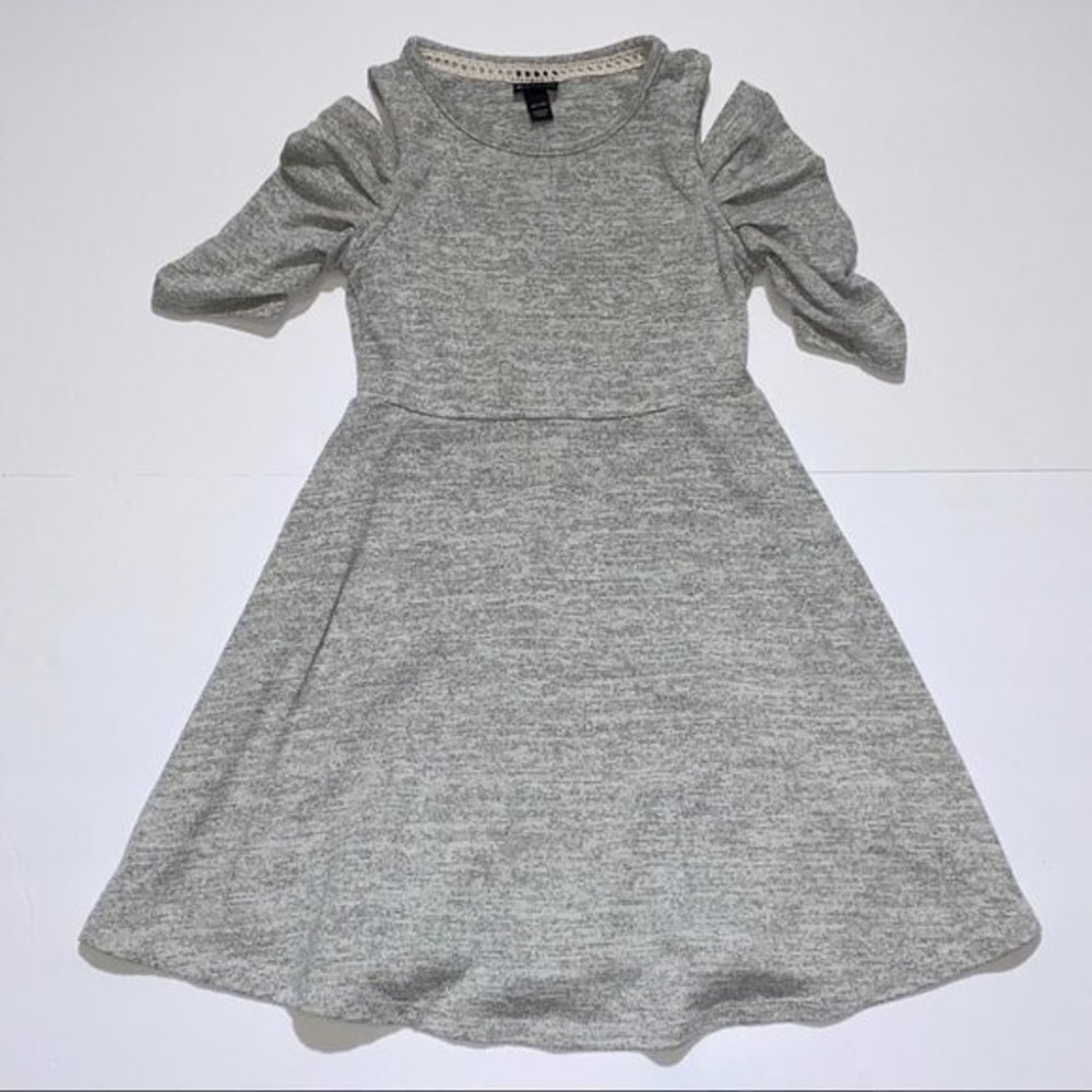 Art Class girls size XS 4/5  gray cold shoulder girls dress XS 227B1